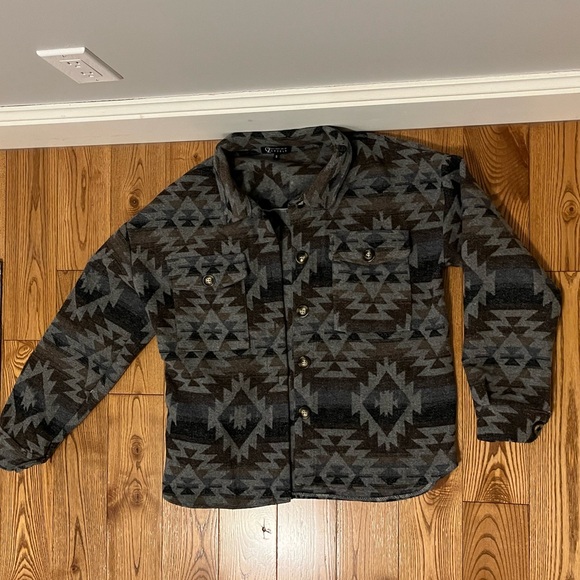 Aztec Jacket - Picture 1 of 3